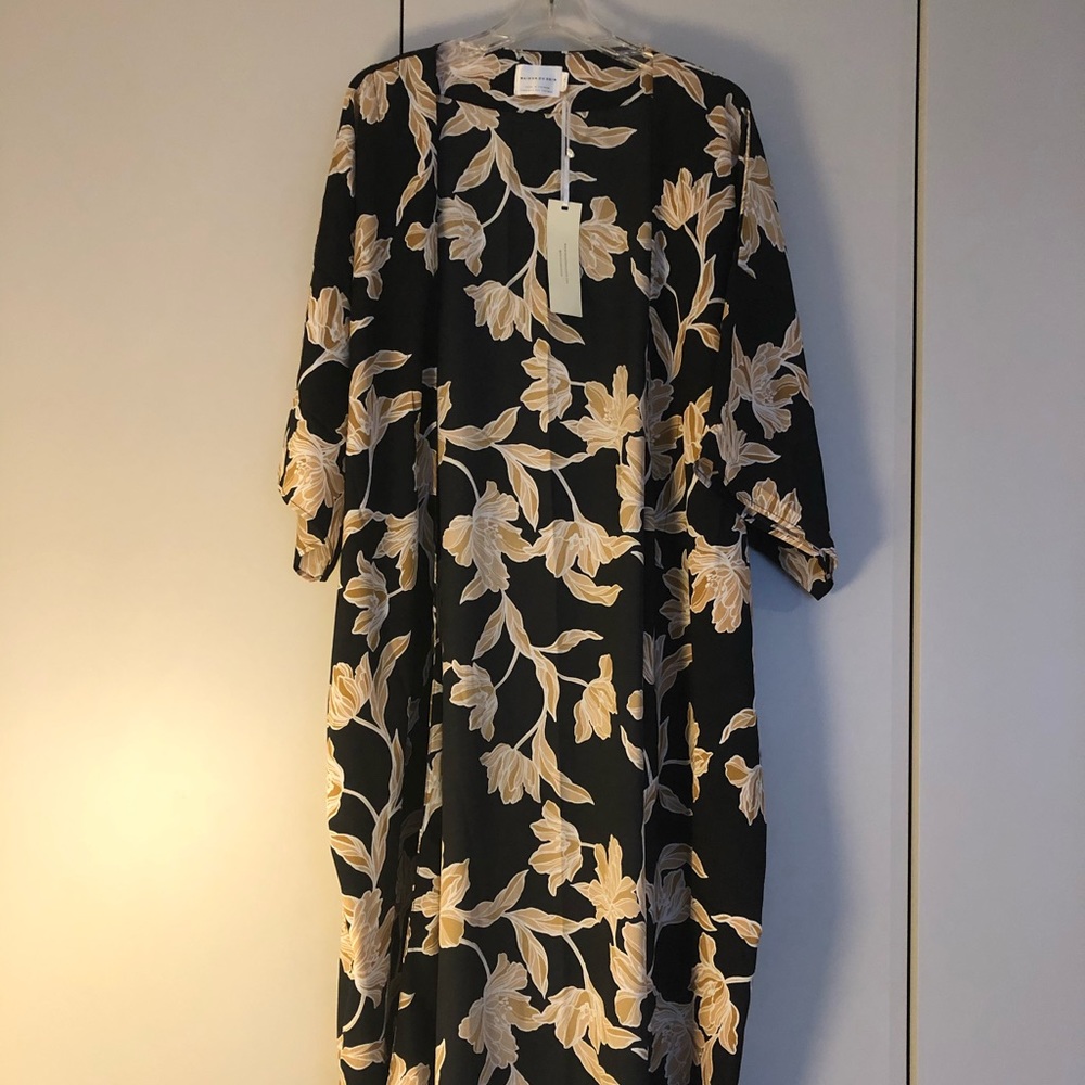 Maison Du Soir Floral Robe, women’s L/XL (10-20)